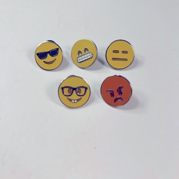 NWT Set of Five Emoji Face Pins - Picture 3 of 8